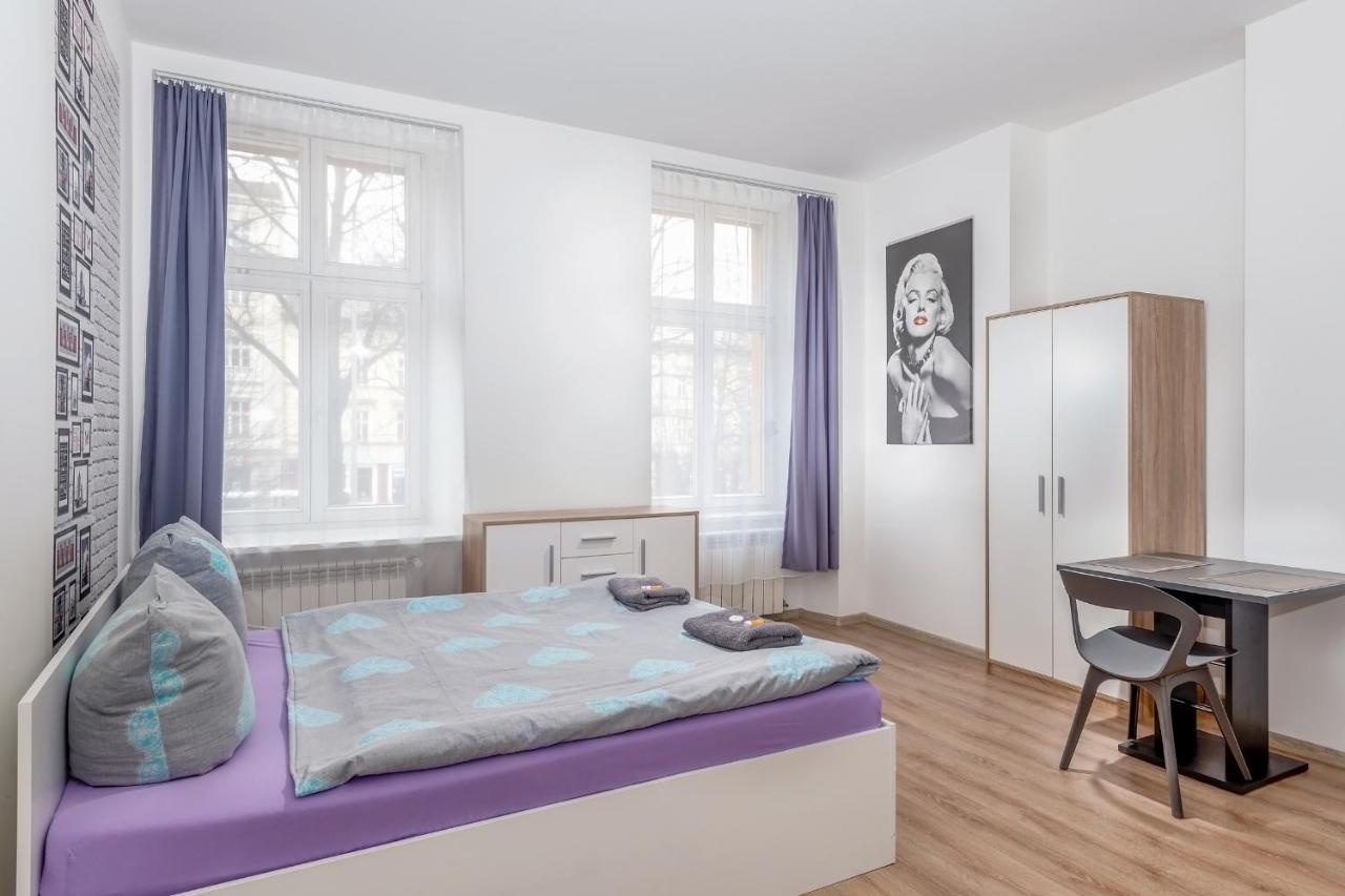 70S Hostel Krakow Luaran gambar