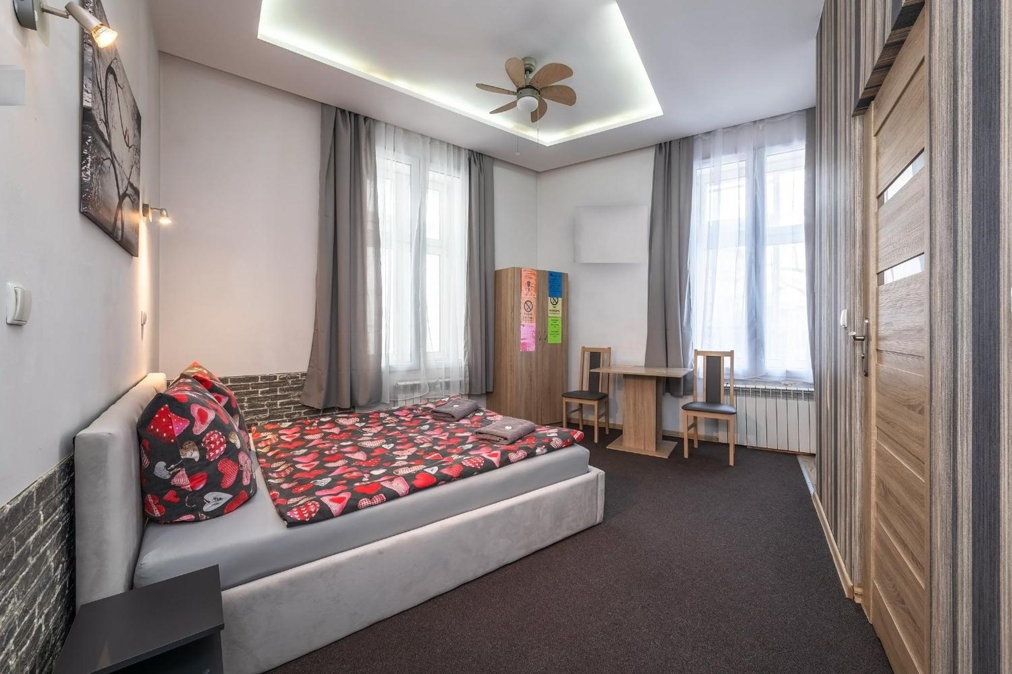 70S Hostel Krakow Luaran gambar