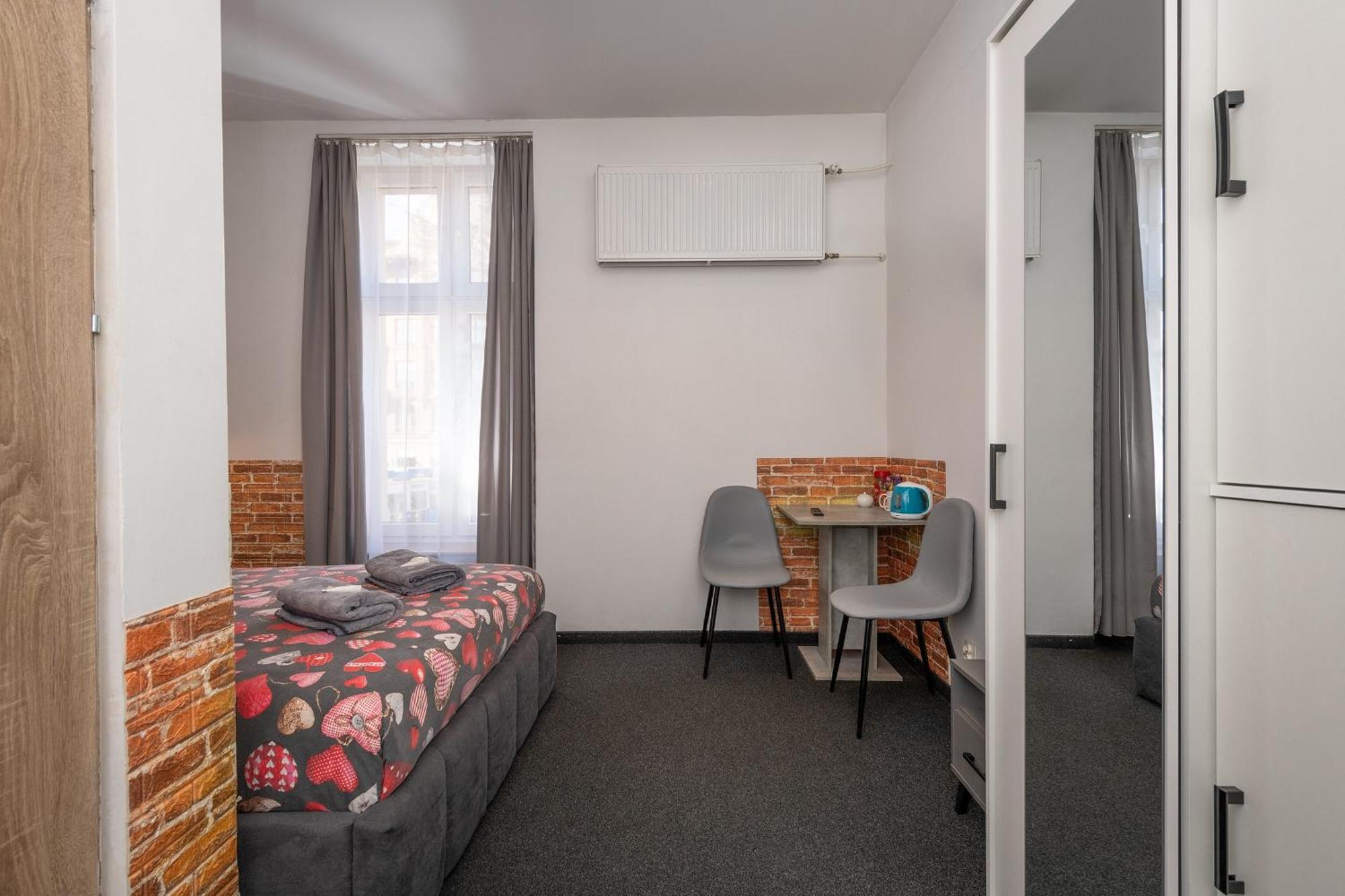 70S Hostel Krakow Luaran gambar
