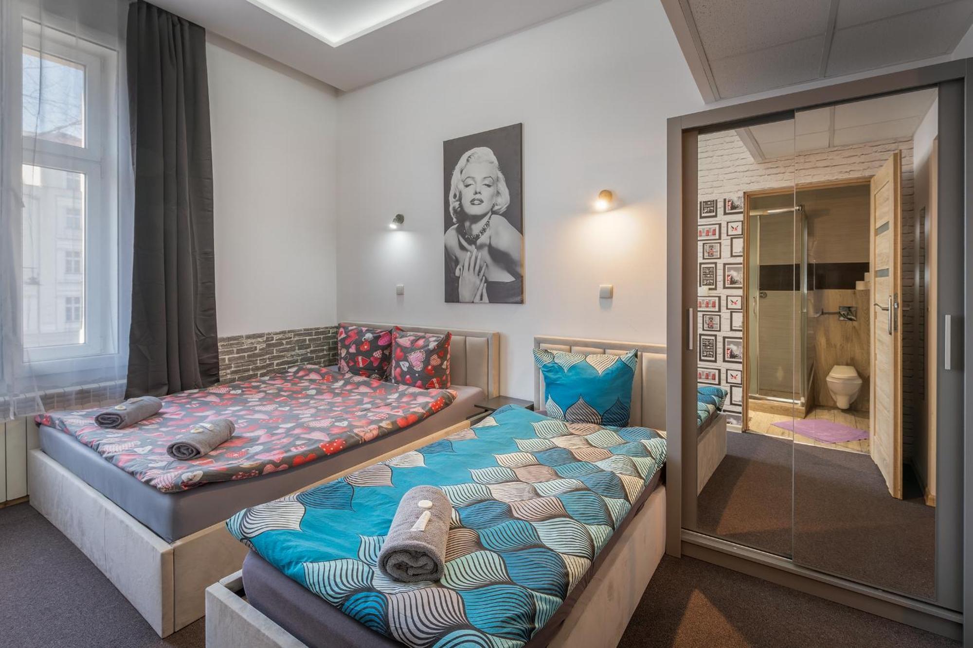 70S Hostel Krakow Luaran gambar